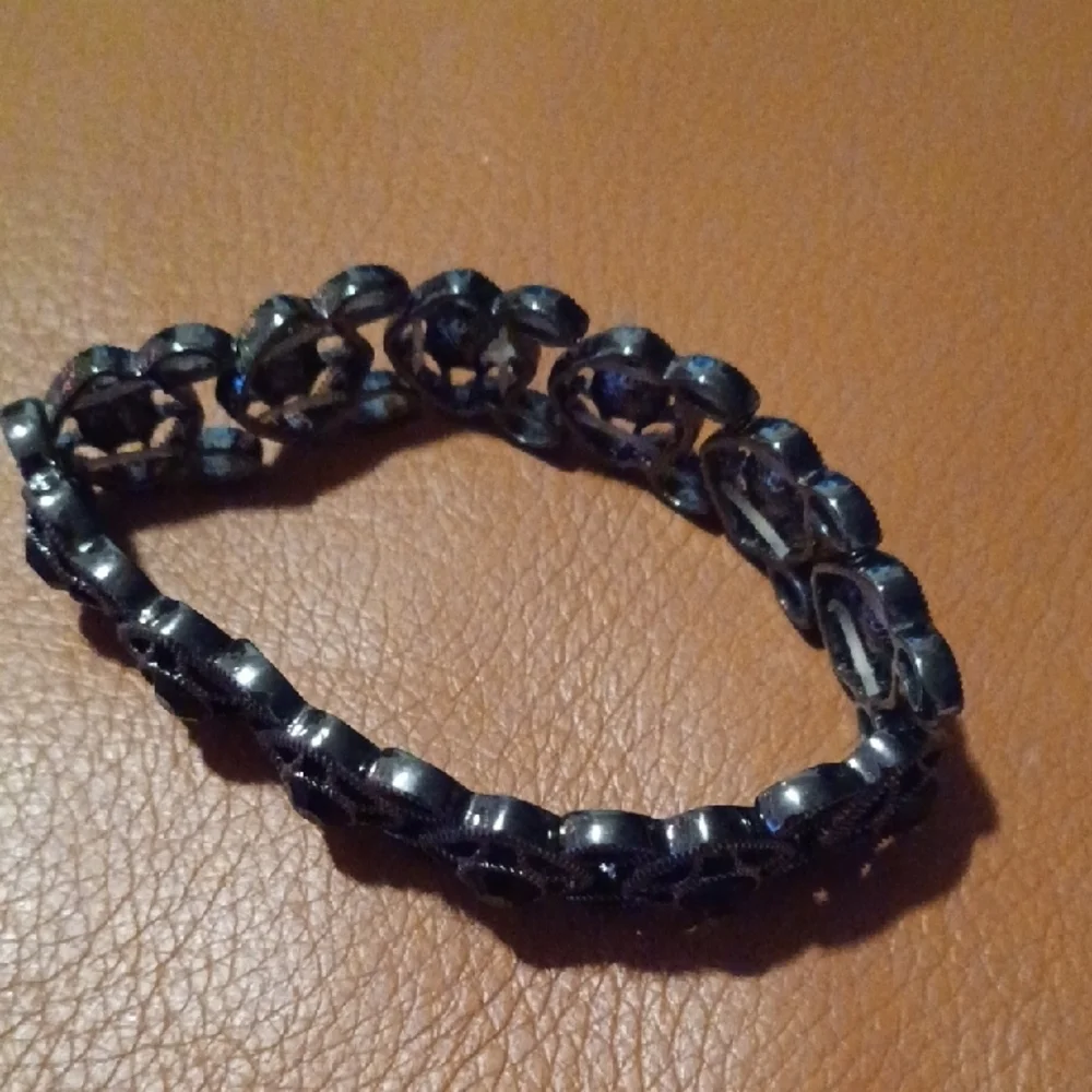 --  Bundle of 5  bracelets